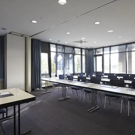 Hotel Intercityhotel 3*
