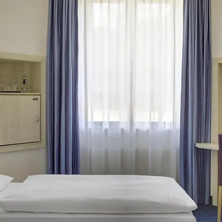 Center By Leonardo Szálloda Freiburg im Breisgau