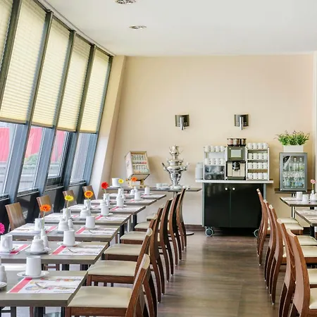 Center By Leonardo Hotell 3*