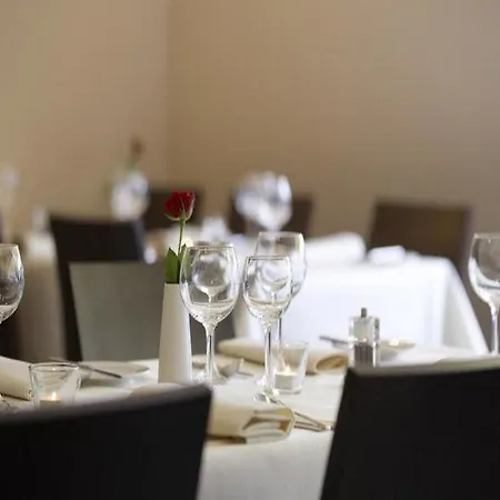 Szálloda Center By Leonardo 3*