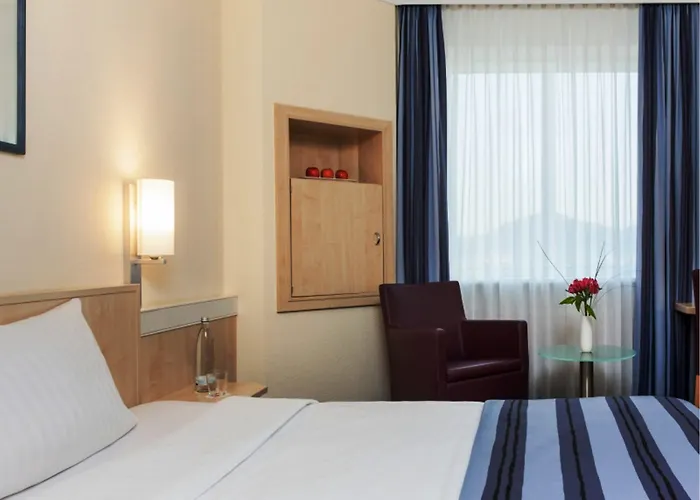 Center By Leonardo 3*